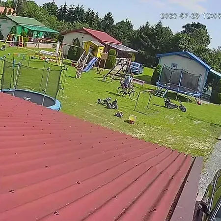 U Eweli Caloroczne Ogrzewane Kominkiem