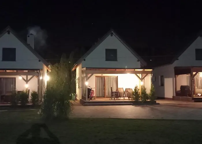 度假居 U Eweli Caloroczne Ogrzewane Kominkiem *